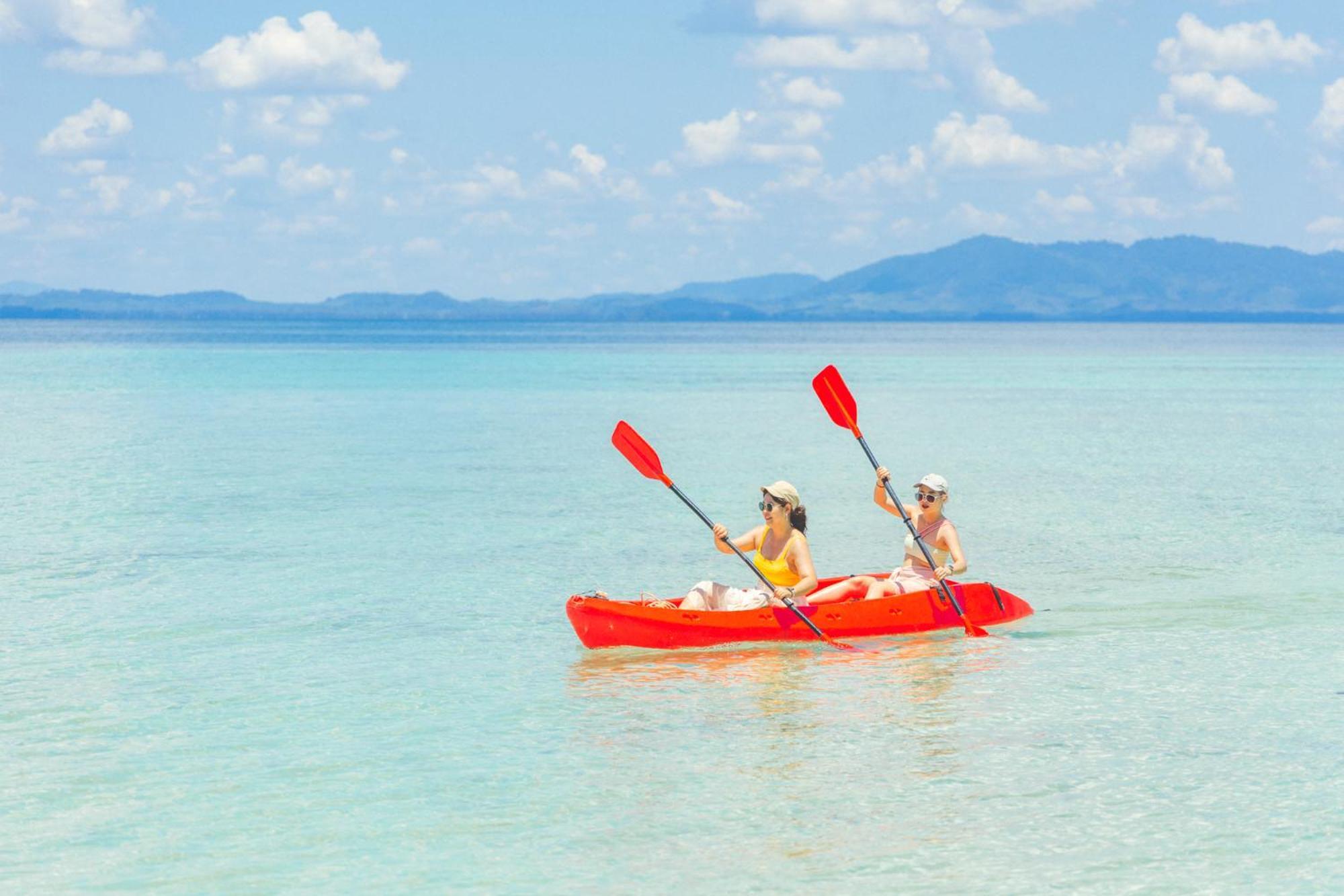 Thapwarin Resort - Green Hotel Koh Ngai Bagian luar foto