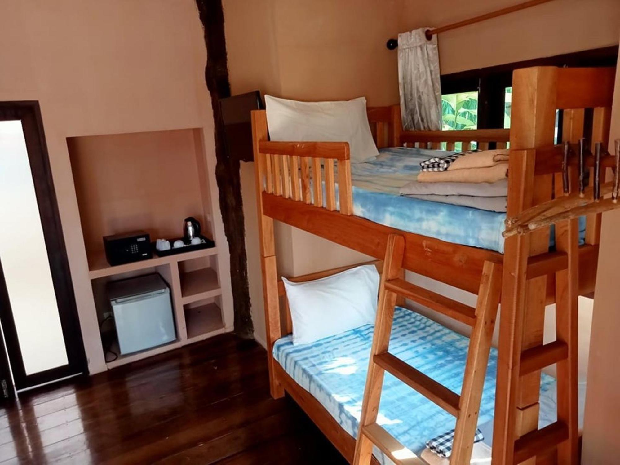 Thapwarin Resort - Green Hotel Koh Ngai Ruang foto