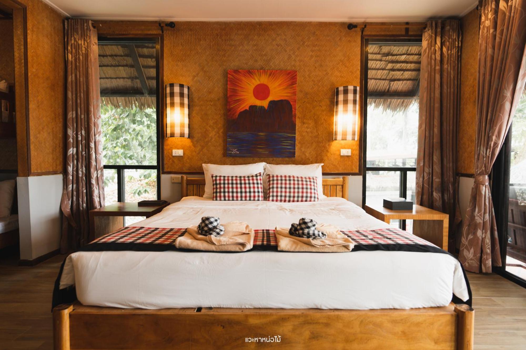 Thapwarin Resort - Green Hotel Koh Ngai Bagian luar foto